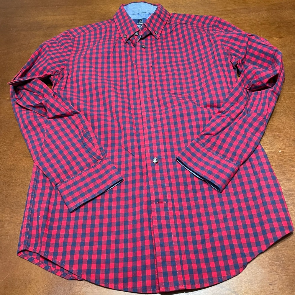 Men’s Button Up Shirt Size Small
